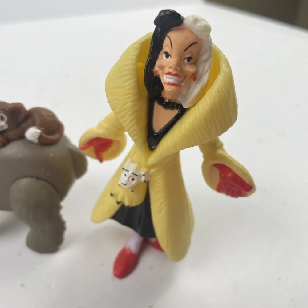 Disney 101 DALMATIANS Figures Dogs Cruella Deville Colonel And Sergeant Set Of 4